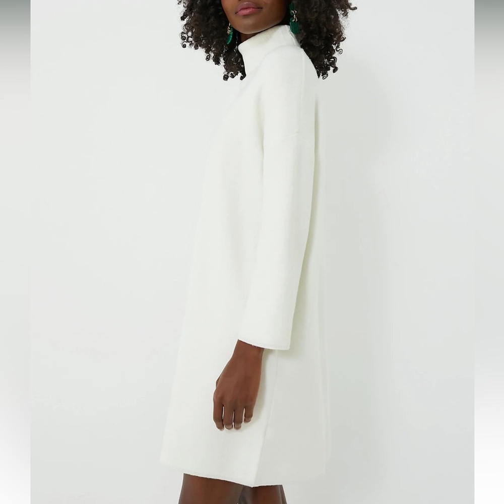 White Noir Vivianne Dress
POMANDER PLACE - Picture 3 of 16